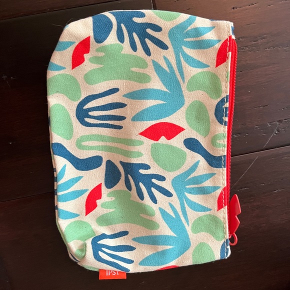 Small Makeup Bags, set of 4 - Picture 2 of 5